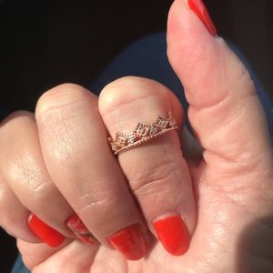 GENUINE DIAMOND .06cwt Crown ring rose gold